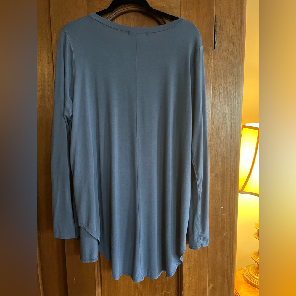Elegant Slate Blue Long Sleeve Tunic - Picture 2 of 3
